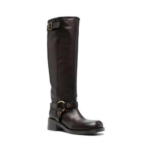 Round-Toe Boots
