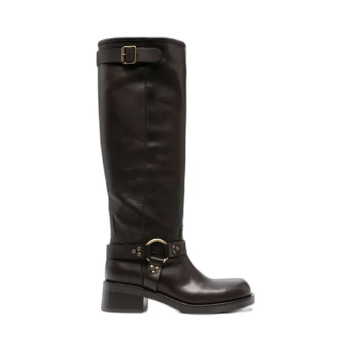 Round-Toe Boots