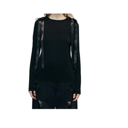 Long-Sleeved T-Shirt