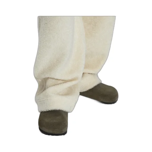 Boston Buckle-Fastening Slippers