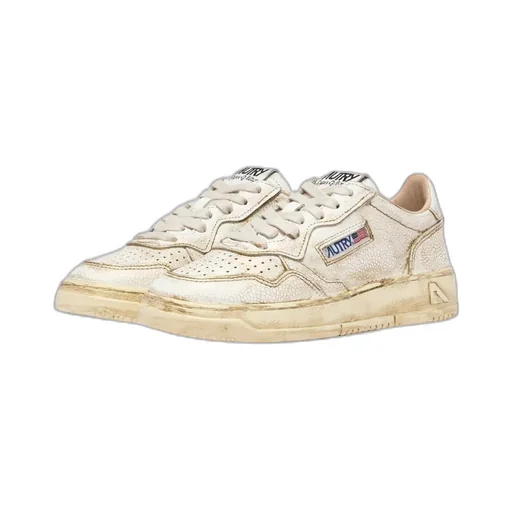 Medalist Low Sneakers Super Vintage In White And Platinum Hammered Leather