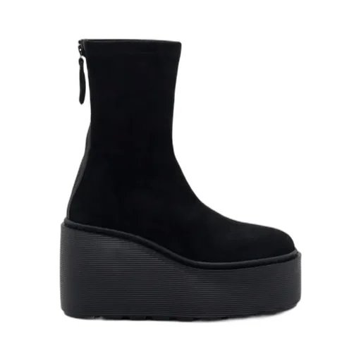 Vic Matie Round-Toe Platform Ankle Boots