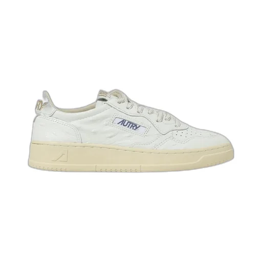 Medalist Low Leather Sneakers