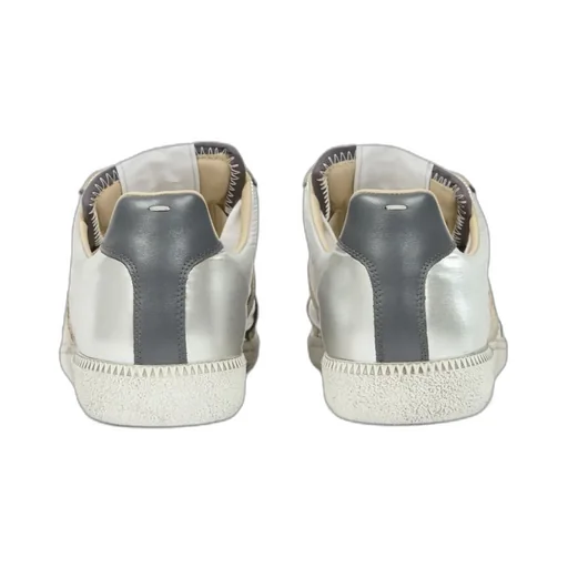 Maison Margiela Round-Toe Lace-Up Sneakers