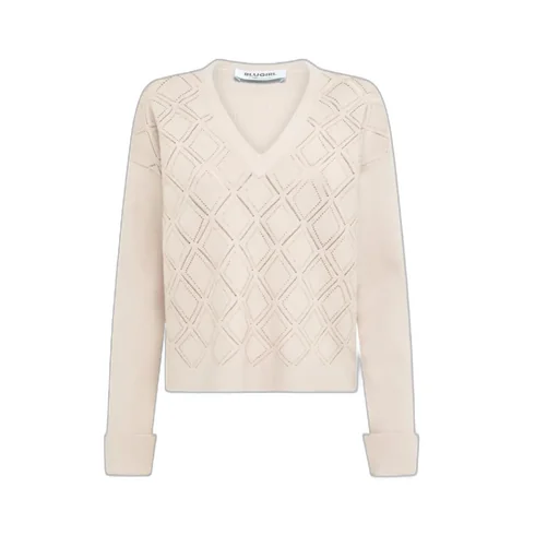 Water-Diamond-Patterned V-Neck Sweater