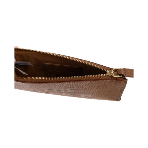 Zipper Clutch