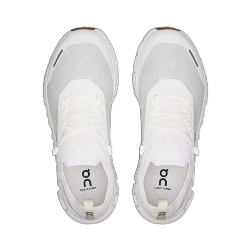 On Running Cloud 6 Versa Lace-Up Sneakers