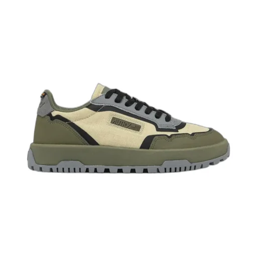 Wildpace Sneakers