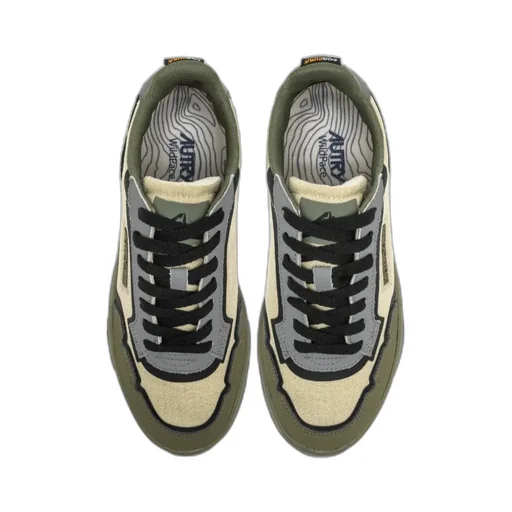 Wildpace Sneakers