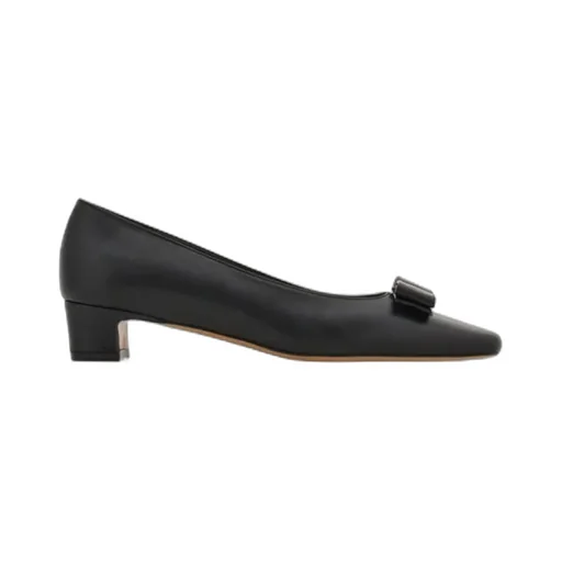 Ferragamo Iconic Bow Pumps