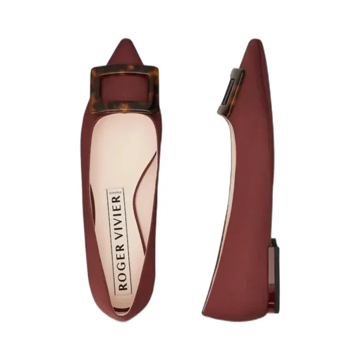 Roger Vivier Pointed Toe Flat Shoes