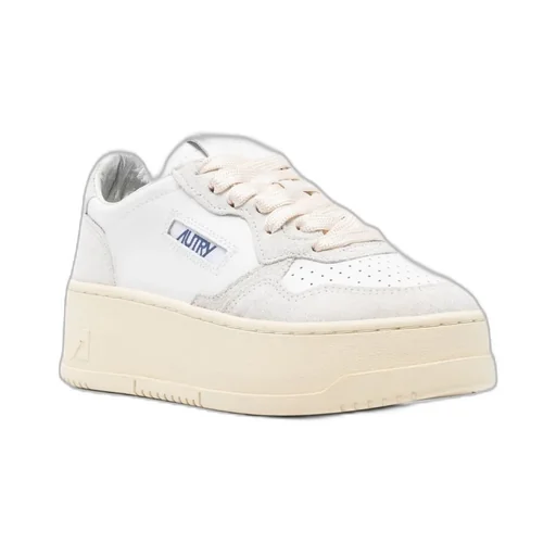 Autry Medalist Lace-Up Sneakers
