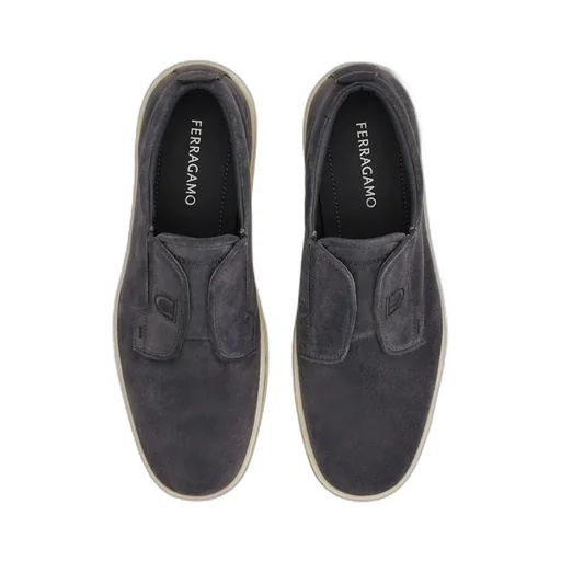 Slip-On Sneaker