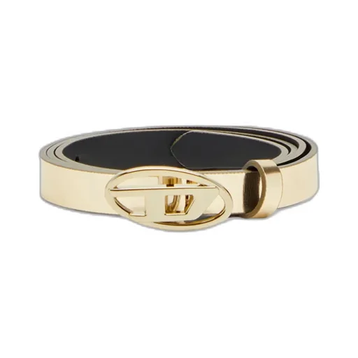 Oval-Buckle Belt