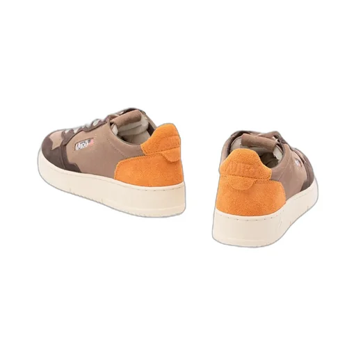 Medalist Sneakers