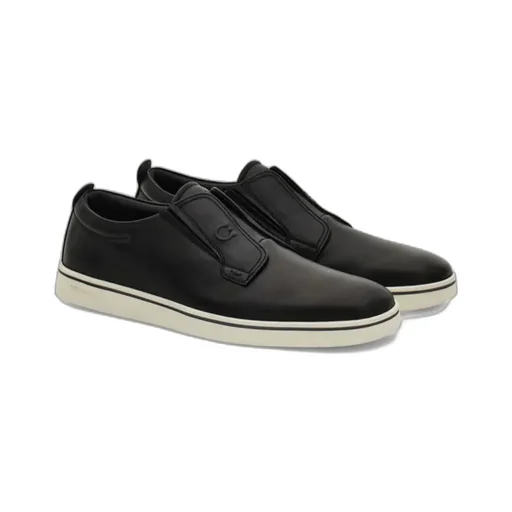 Slip-On Sneaker