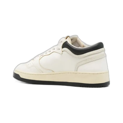 Medalist Sneakers