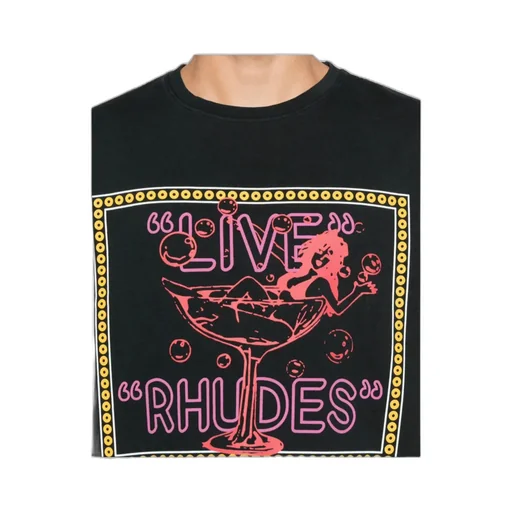 Graphic-Print T-Shirt