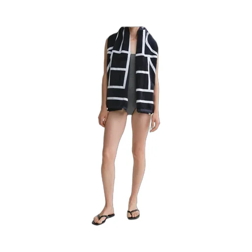 Totme Monogram Jacquard Beach Towel