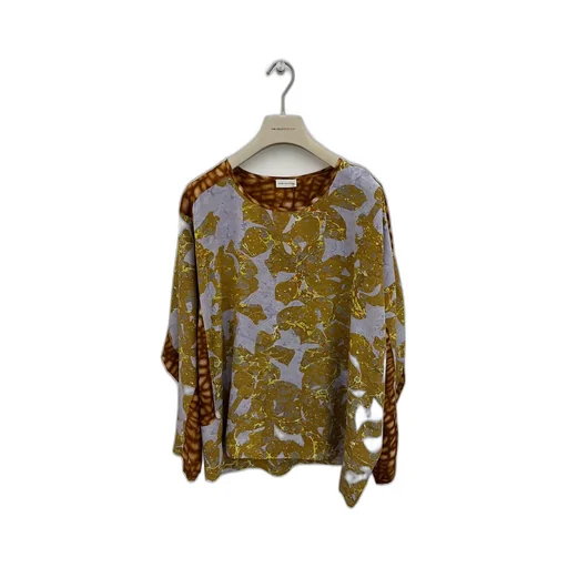 Long-Sleeved Tops