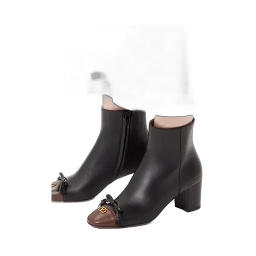 Valentino	Valet Du Roi Vlogo Signature Ankle Boots
