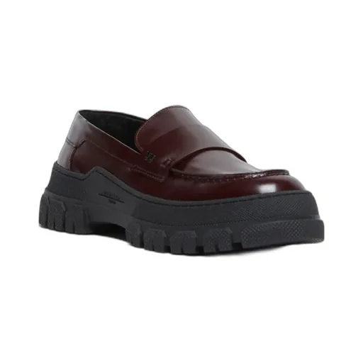 Round-Headed Moccasins