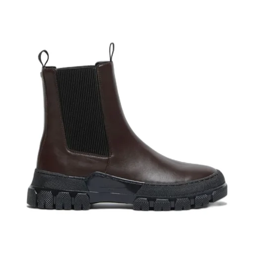 Logo Chelsea Boots