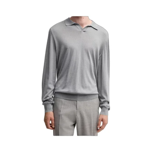 Long-Sleeved Knitwear