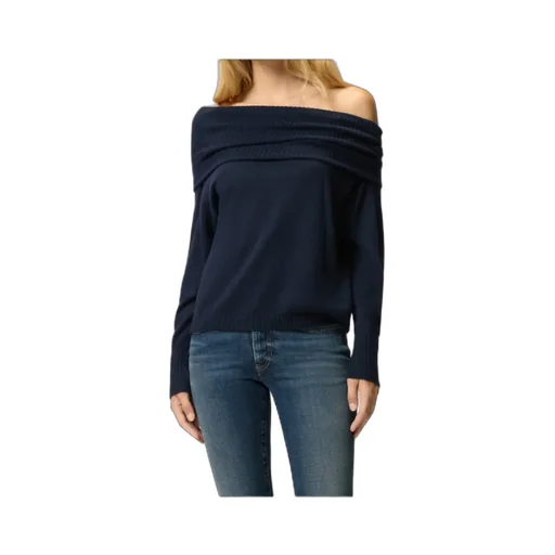 Off-Shoulder Ribbed Jumper