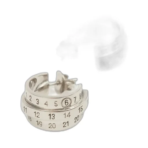 Mm6 Maison Margiela Logo Engraved Numeric Earrings