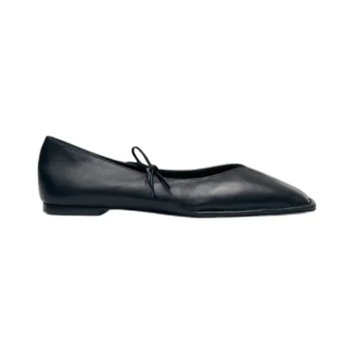 Square-Toe Ballet Flats