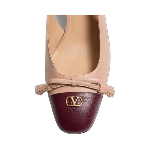 Valentino Valet Du Roi Bow Detailed Pumps