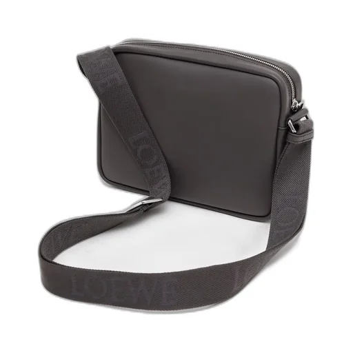 Logo-Plaque Shoulder Bag