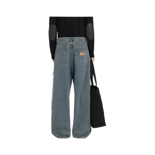 Wide-Leg Jeans