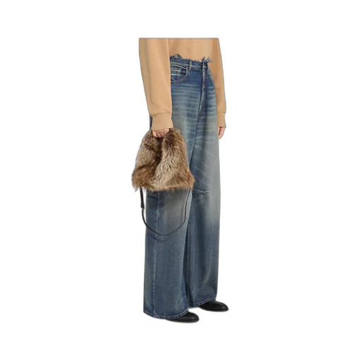 Wide-Leg Jeans