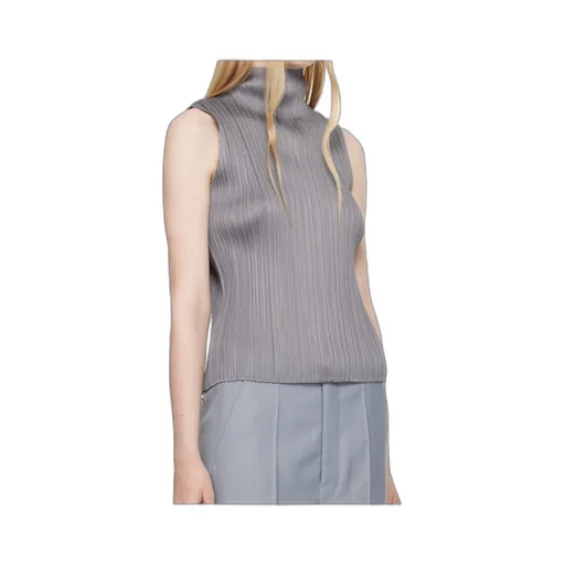 Basics Pleated Sleeveless Top