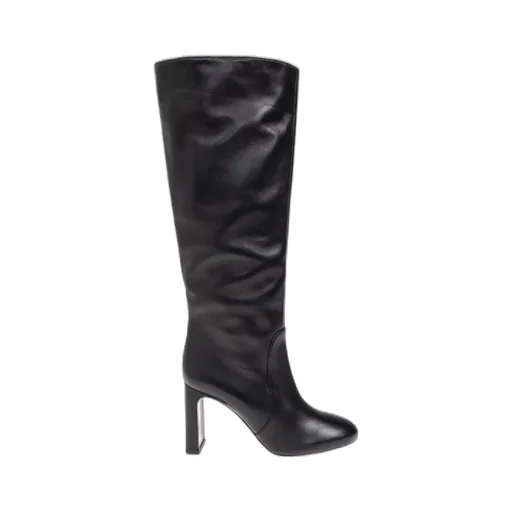 Round Toe Boots