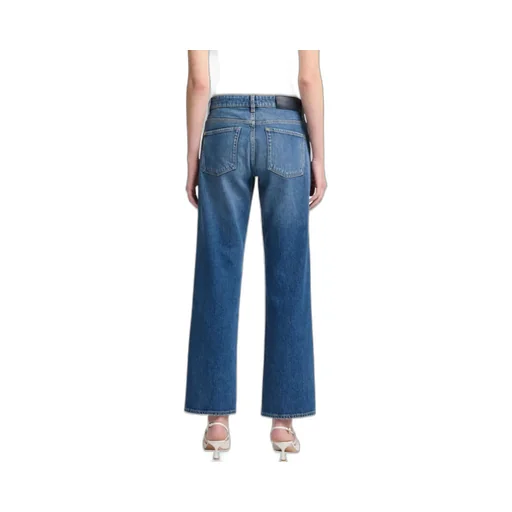 Straight Jeans