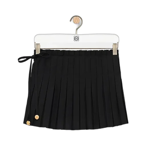 Pleated Shorts In Viscose And Linen