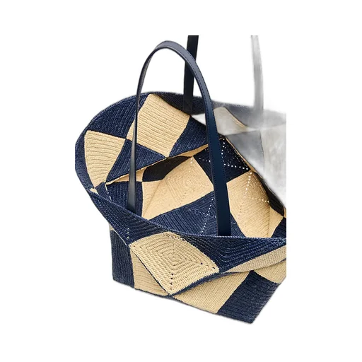 Xxl Puzzle Fold Tote In Raffia