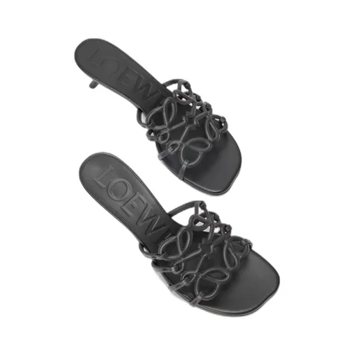 Loewe Petal Anagram Slides