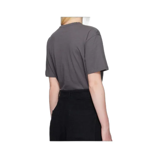 Basic T-Shirt