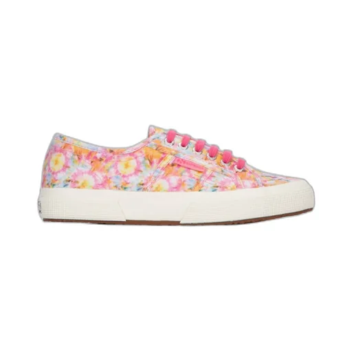 2750 Sneakers