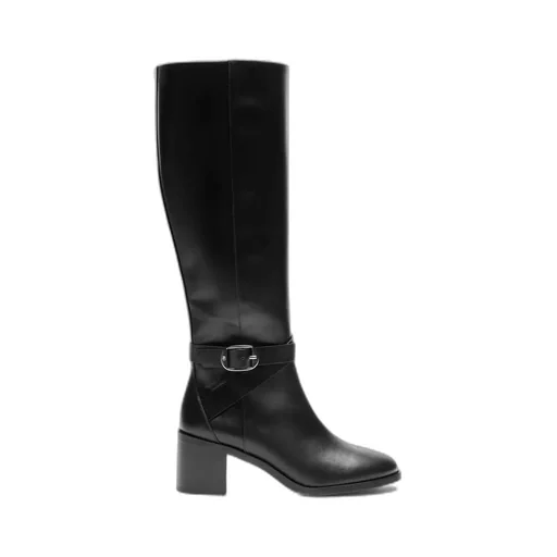 Round Toe Boots