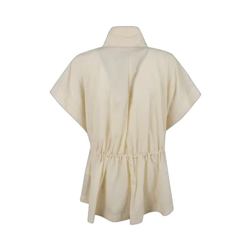 Concealed-Fastening Drawstring Cape