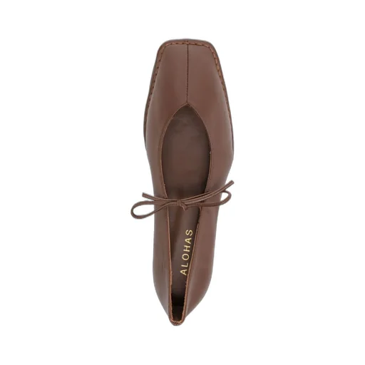 Square-Toe Flat Shoes