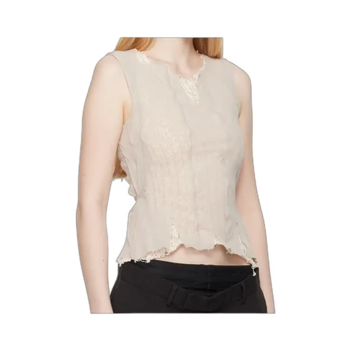 Double-Layered Top