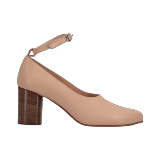 Obliqua Block Heel Pumps