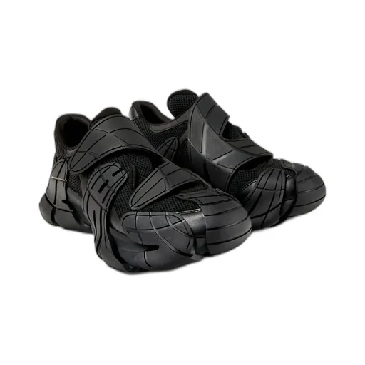 Tormenta Sneakers