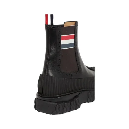 Chelsea Boot With Chunky Rubber-Sole Detail